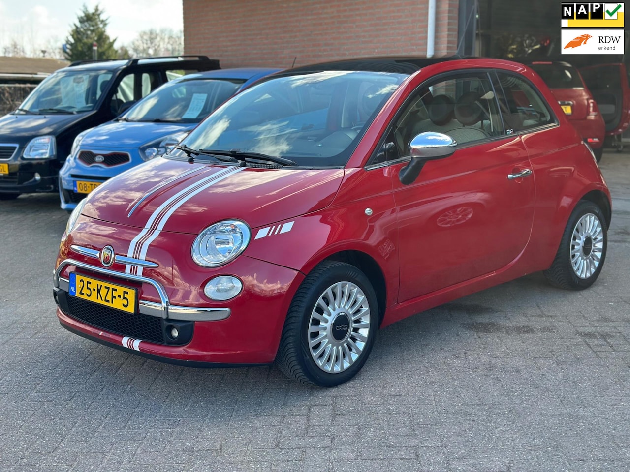 Fiat 500 - 1.2 Naked PANO, AIRCO, CARPLAY, APK!! - AutoWereld.nl