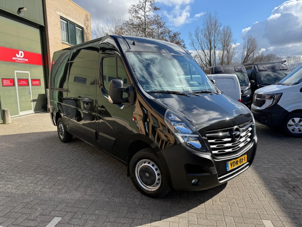 Opel Movano - 2.3 Turbo L2H3 2.3 Turbo L2H3 - AutoWereld.nl