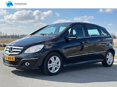 Mercedes-Benz B-klasse - | B 170 | AUTOMAAT | TREKHAAK | NAVIGATIE | CRUISE CONTROL |