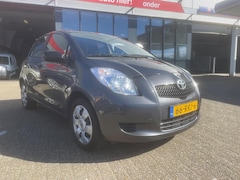 Toyota Yaris - 1.3 VVTi Cool