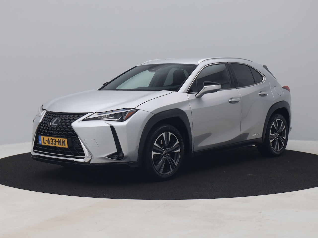 Lexus UX - 250h Business Line | ADAPTIVE | LEDER | STOELVERW. - AutoWereld.nl