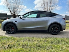 Tesla Model Y - Long Range