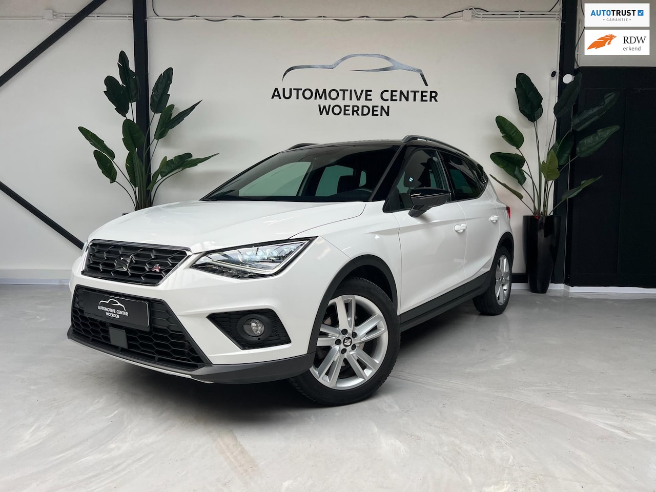 Seat Arona - 1.0 TSI DSG FR LED KEYLESS PDC - AutoWereld.nl