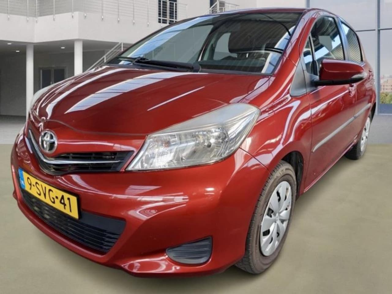 Toyota Yaris - VVT-i Now I AIRCO I CV +AB I NL AUTO I ZUINIG - AutoWereld.nl