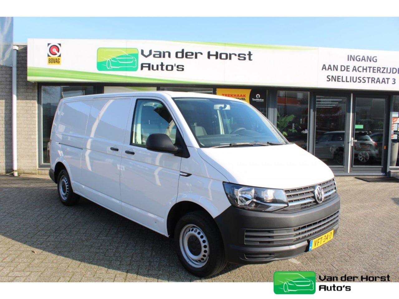 Volkswagen Transporter - 2.0 TDI L2H1 2.0 TDI L2H1 - AutoWereld.nl