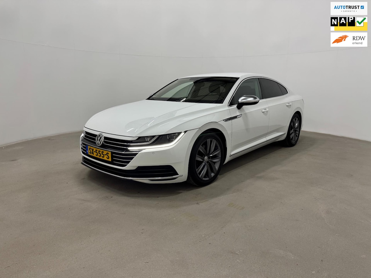 Volkswagen Arteon - 1.5 TSI Elegance Business 1.5 TSI Elegance Business - AutoWereld.nl