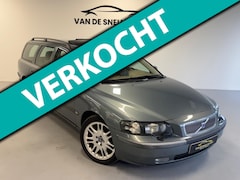 Volvo V70 - 2.4 D5 Geartronic Black Sapphire Edition II 1EIGENAAR/NAP/TREKHAAK