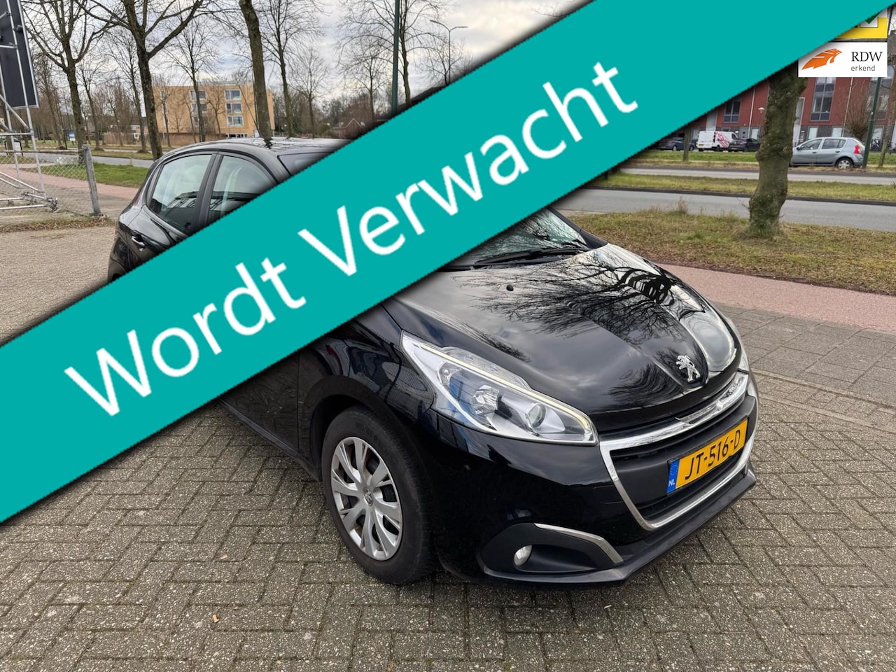 Peugeot 208 - 1.2 PureTech 5-deurs 109.000km 1e eig. Airco Cruise Navi - AutoWereld.nl