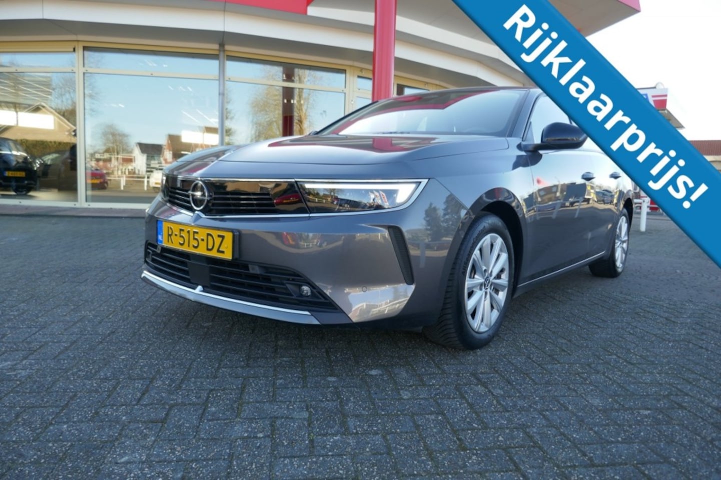 Opel Astra - 1.2 EDITION LED/NAVI/APPEL CARPLAY/PDC V+A - AutoWereld.nl