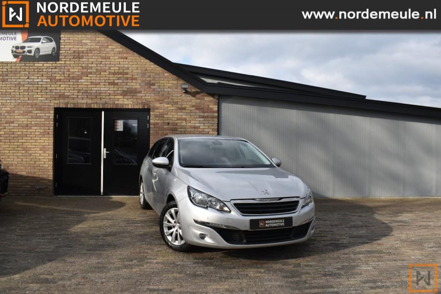 Peugeot 308 - 1.2 PURET.BLUE Lease. Premium, Camera, Cruise - AutoWereld.nl