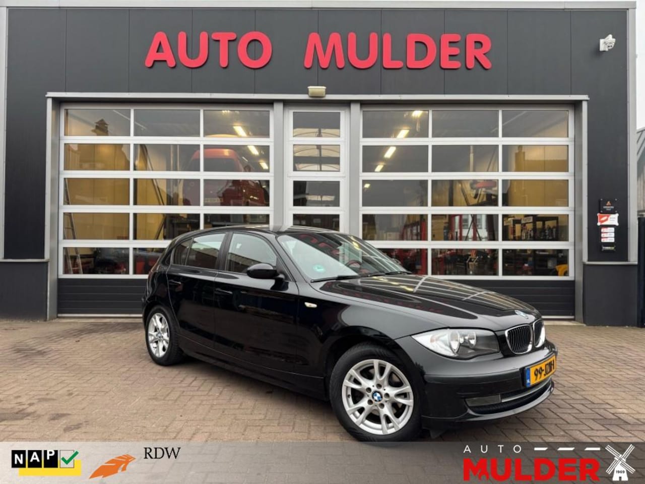 BMW 1-serie - 118I Business Line / TREKHAAK / AIRCO / CRUISECONTROL / RIJKLAAR - AutoWereld.nl