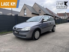 Opel Corsa - 1.2 Benzine manueel Gekeurd Uniq interieur