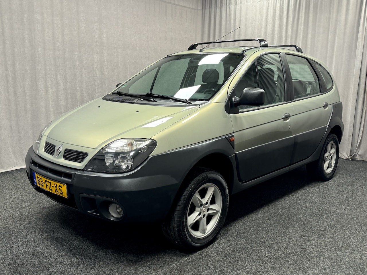 Renault Scénic - 2.0-16V RX4 Pack | Airco | Cruise | Nieuwe D.riem | - AutoWereld.nl