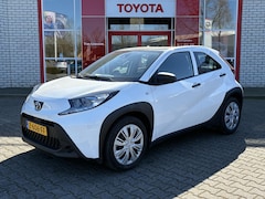 Toyota Aygo X - MT AIRCO AD-CRUISE CENTRALE-DEURVERGR 5-DEURS NL-AUTO