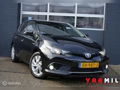 Toyota Auris - 1.8 Hybrid Dealer onderhouden Zuinig Airco Camera