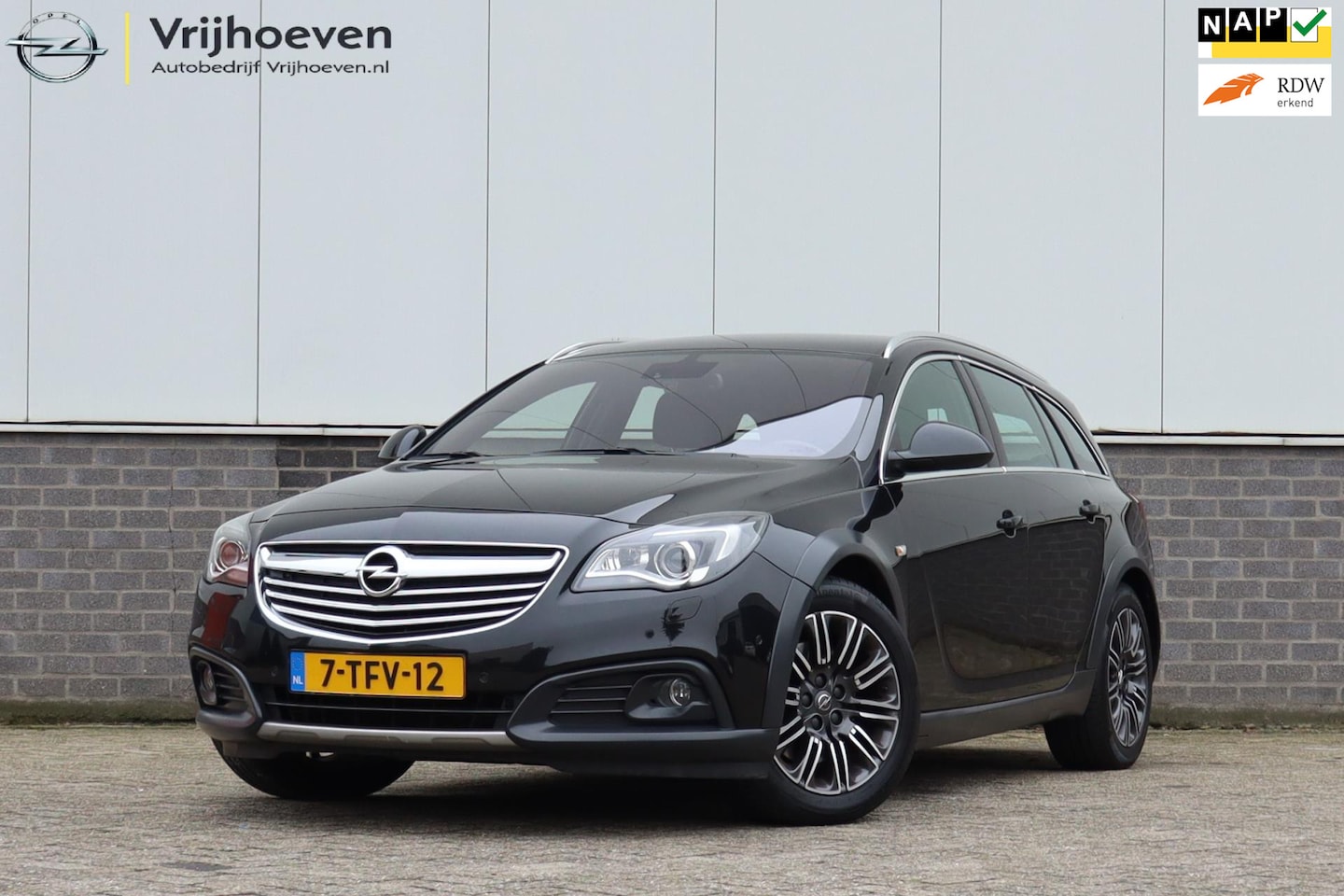 Opel Insignia Country Tourer - 2.0 T 4x4 1e eig. - AutoWereld.nl