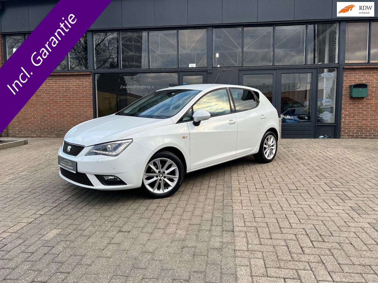 Seat Ibiza - 1.2 TSI Dynamic, Xenon, Sound, Navi - AutoWereld.nl