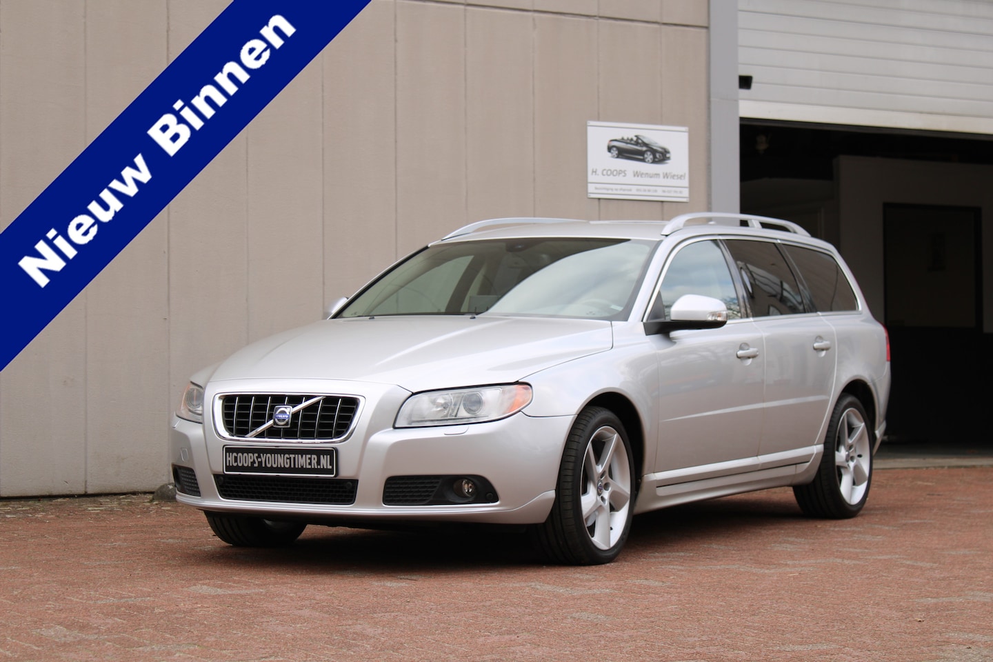 Volvo V70 - 3.0 T6 AWD Summum AUTOMAAT YOUNGTIMER incl. 21% BTW - AutoWereld.nl