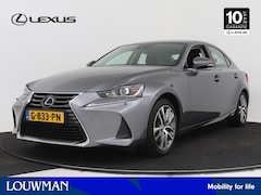 Lexus IS - 300h Business Line | Adaptive Cruise Control | Stoelverwarming | Safety System+ | Navigati