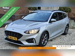 Ford Focus Wagon - 1.0 EcoBoost Titanium Business ST line met afneembare trekhaak Carplay verwarmde stoelen s