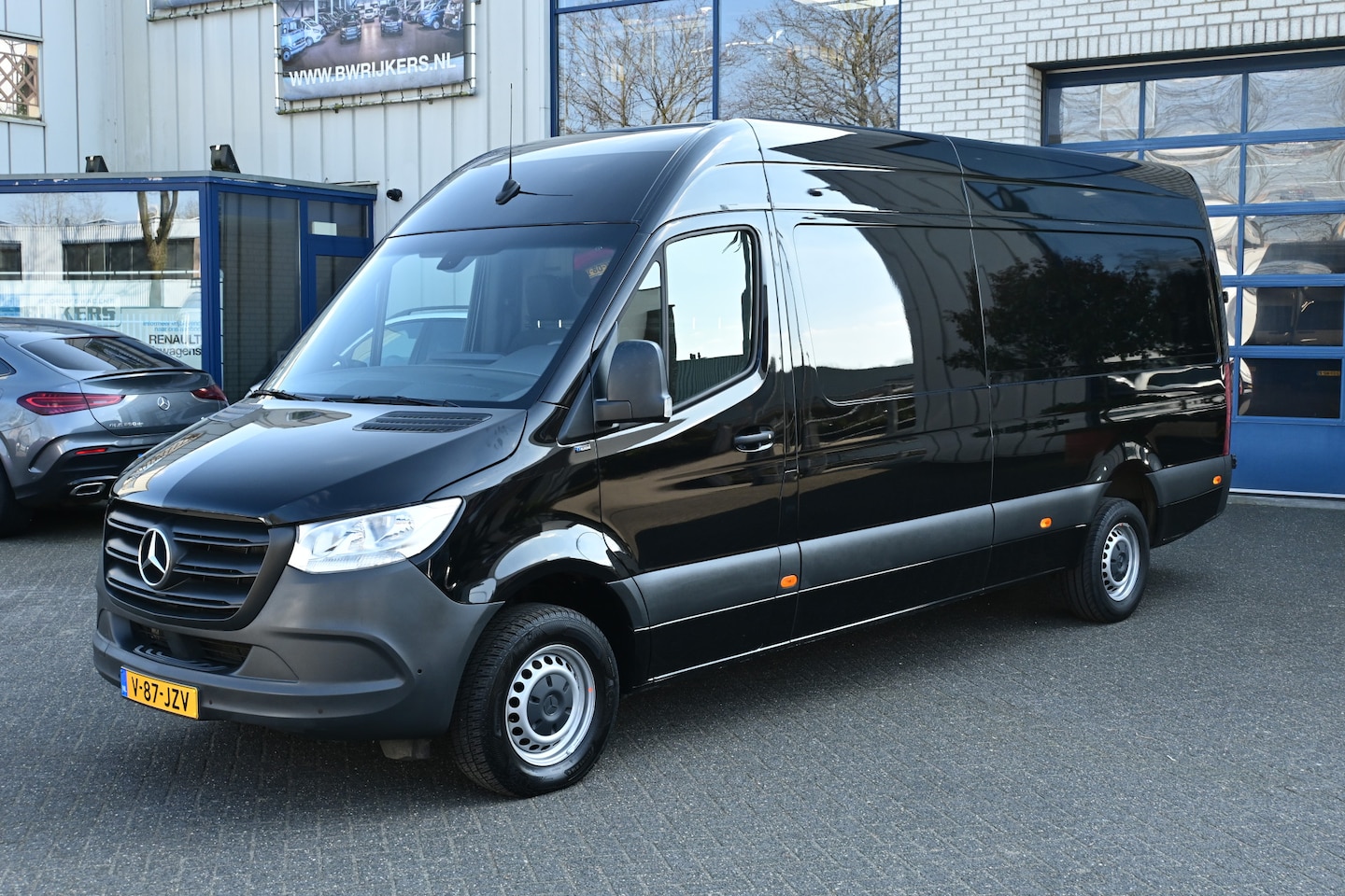 Mercedes-Benz Sprinter - 317 CDI L3H2 MBUX met camera en Apple Carplay/Android Auto - AutoWereld.nl