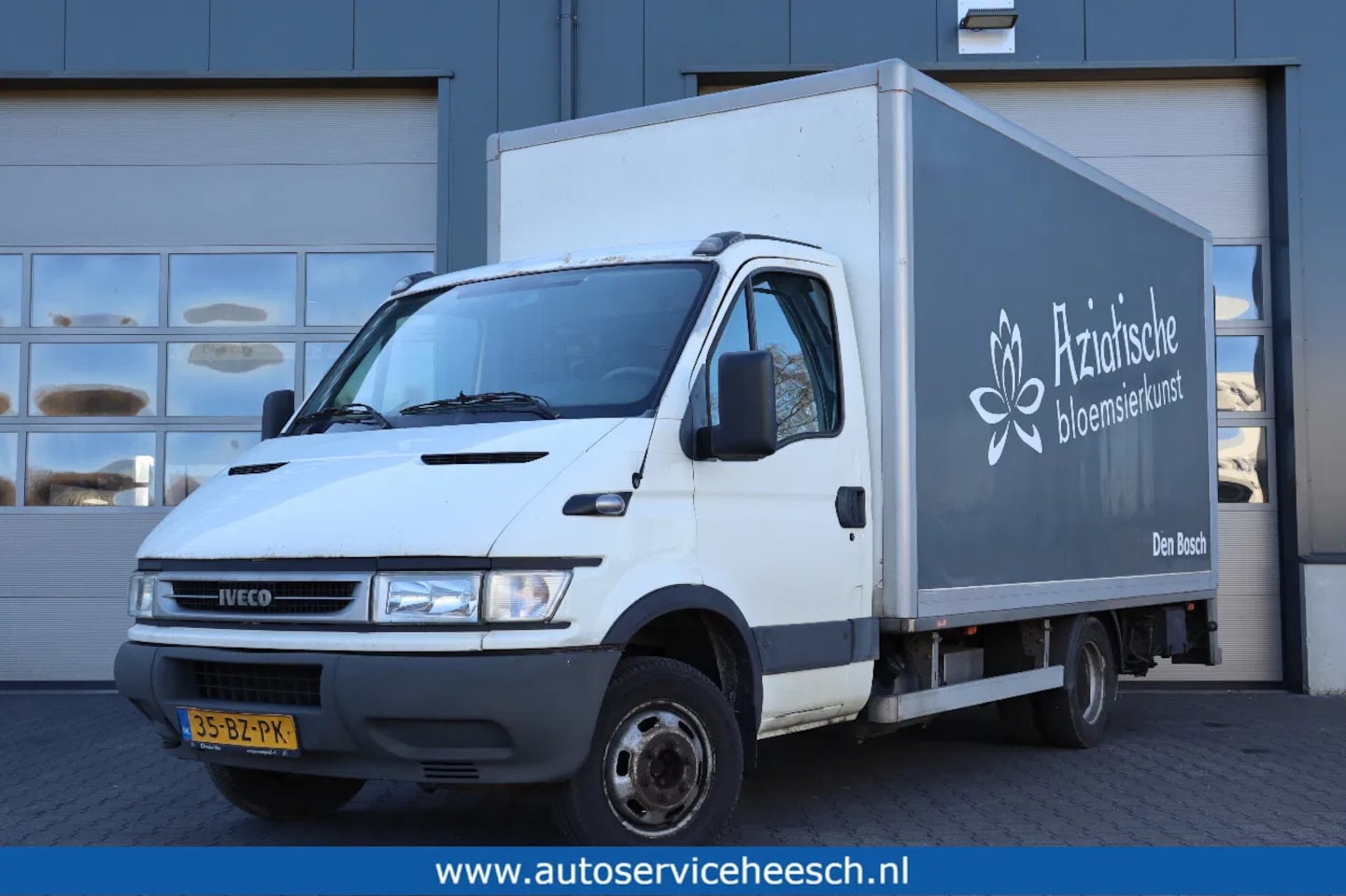 Iveco Daily - 40C13 BAKWAGEN l D'Hollandia LAADKLEP l TREKHAAK 3500 KG TREKGEWICHT !! - AutoWereld.nl