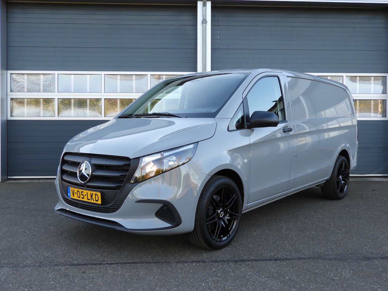 Mercedes-Benz Vito - 114 CDI L2 AUT | 19 INCH | NIEUW | BPM VRIJ - AutoWereld.nl