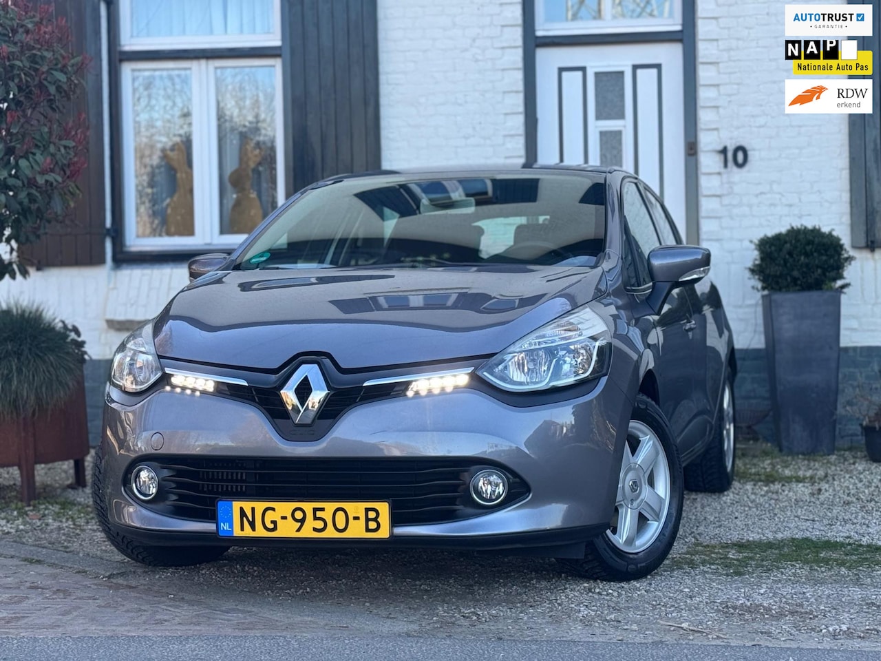 Renault Clio - 0.9 TCe Iconic|Camera|Cruise|86DKM!| - AutoWereld.nl