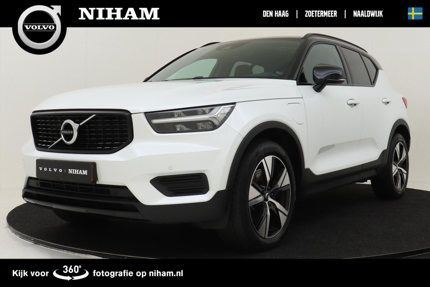 Volvo XC40 - T5 RECHARGE R-DESIGN -PANO.DAK|ADAP.CRUISE|TREKHAAK|KEY-LESS|CAMERA - AutoWereld.nl