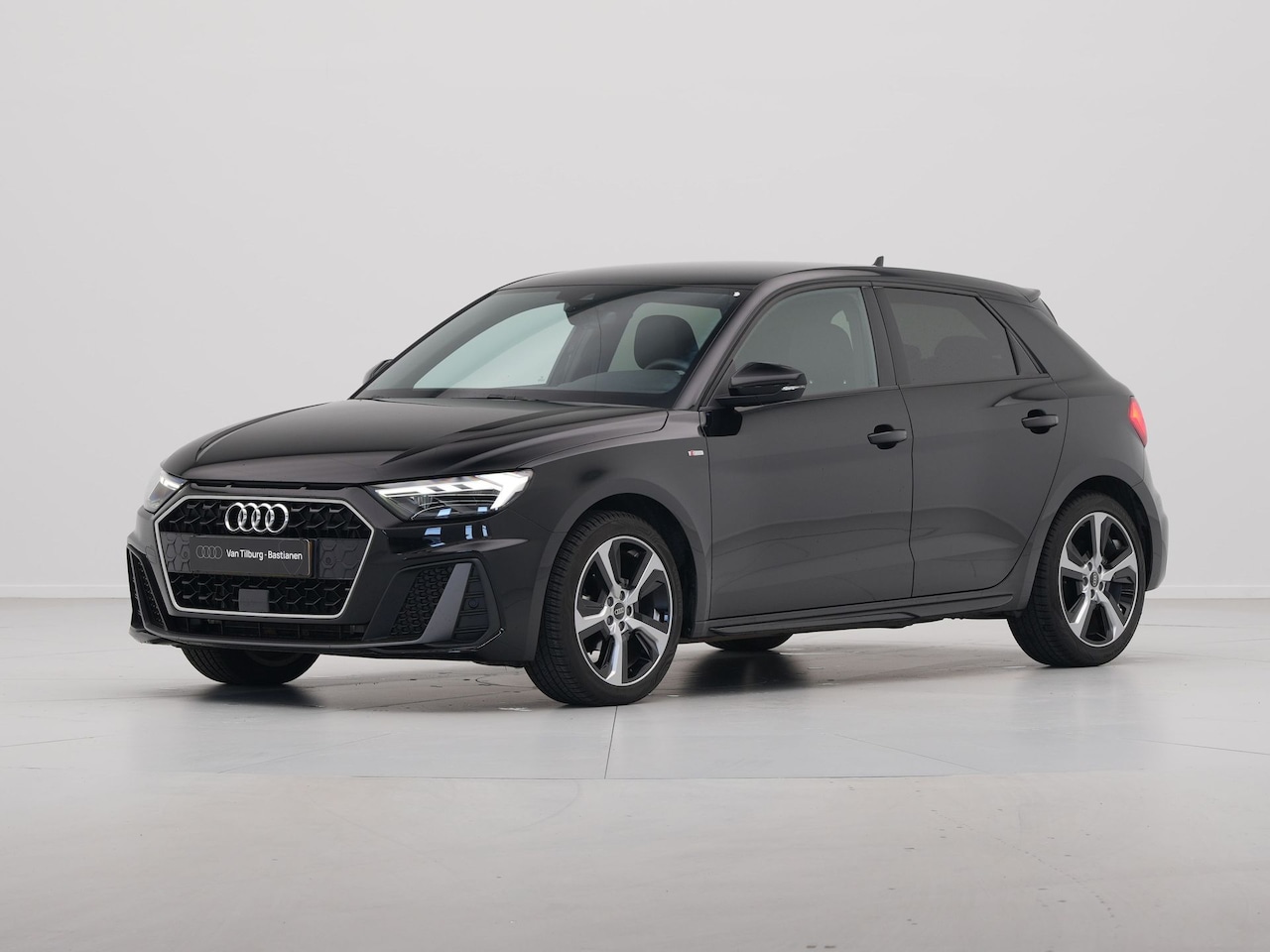 Audi A1 Sportback - 25 TFSI S-Line edition Navi via App Clima Pdc Lm Velgen - AutoWereld.nl