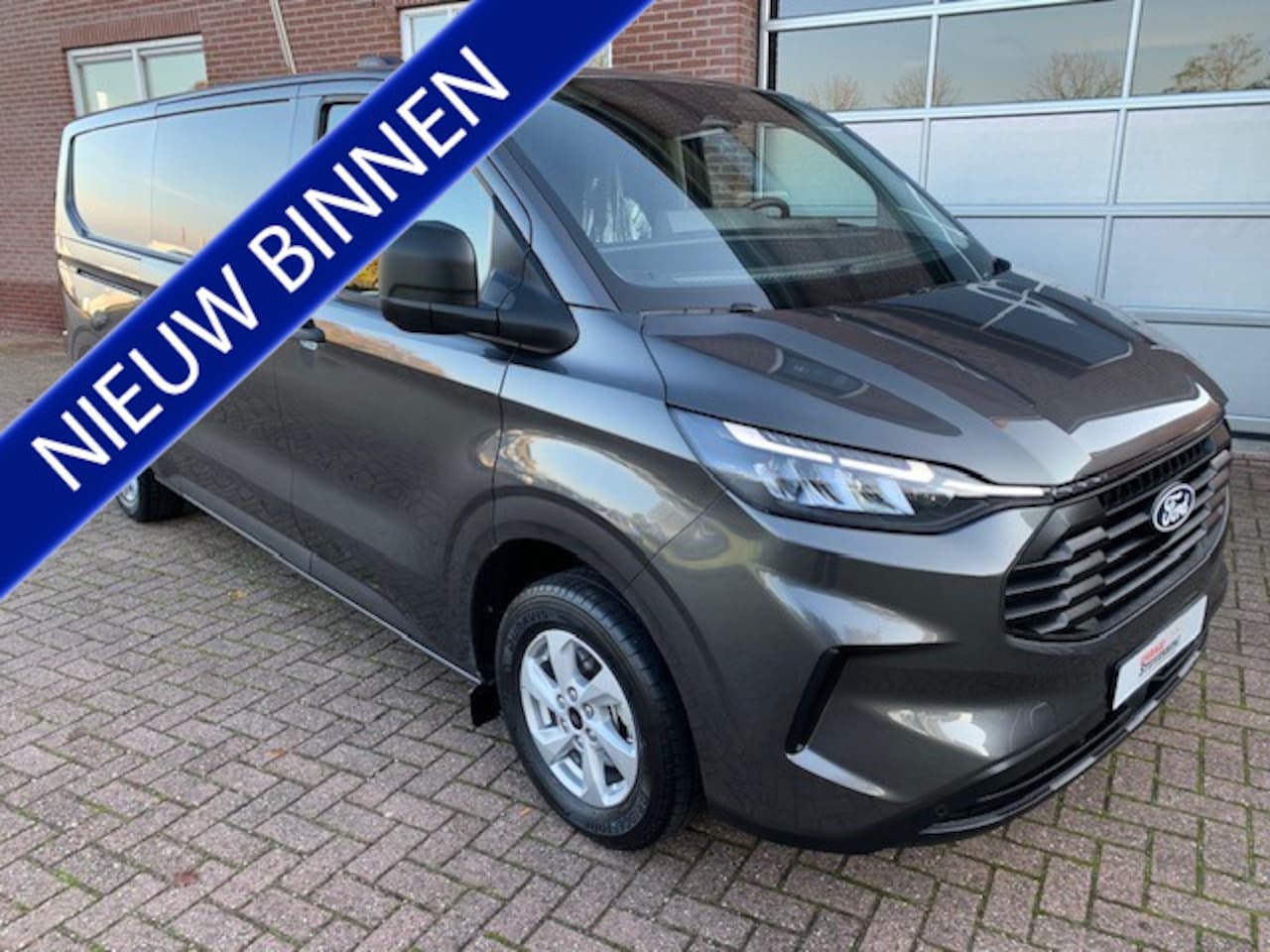 Ford Transit Custom - 320 2.0 TDCI 170 pk L2 Trend NAVIGATIE / Dubbele Schuifdeur - AutoWereld.nl