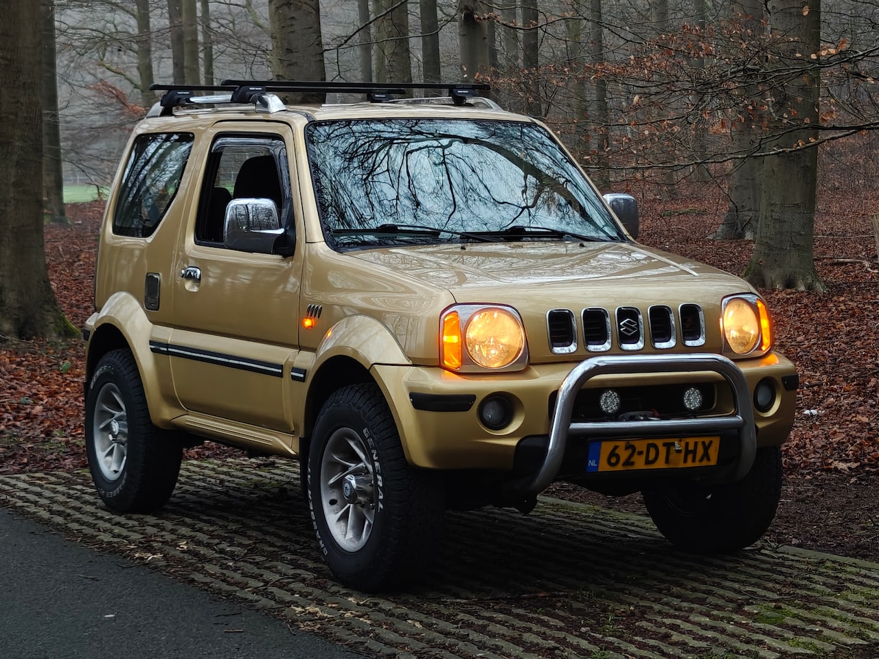 Suzuki Jimny - 1.3 JX 4WD - AutoWereld.nl