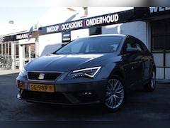 Seat Leon - 1.2 TSI Style / Navigatie / Parkeersensoren / CruiseControl /