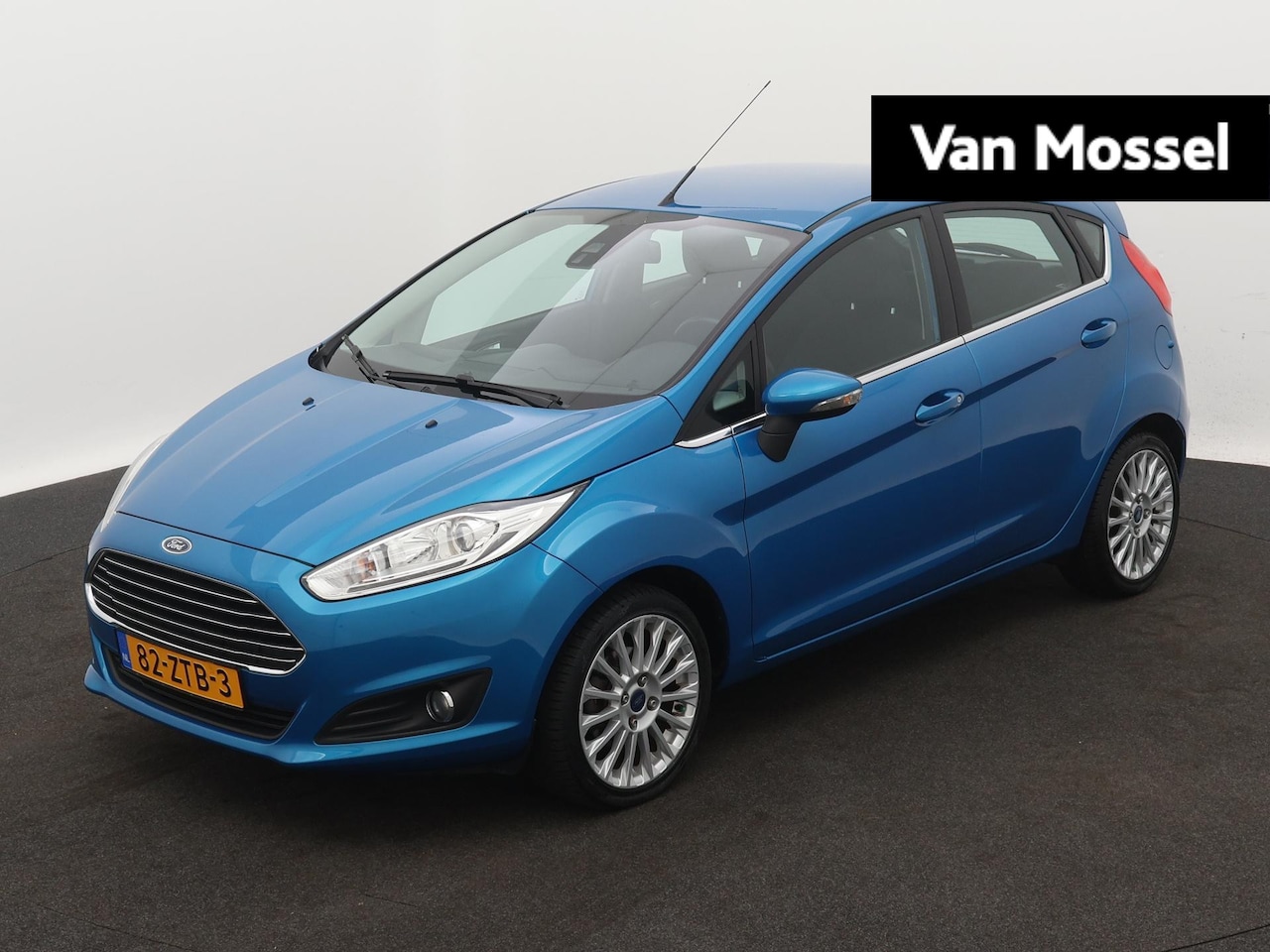 Ford Fiesta - 1.0 EcoBoost Titanium | TREKHAAK | ALL-SEASON BANDEN | LMV | BLUETOOTH - AutoWereld.nl