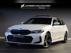 BMW 3-serie Touring - 320e / Head UP / M-Sport / Apple Carplay / Panoramadak