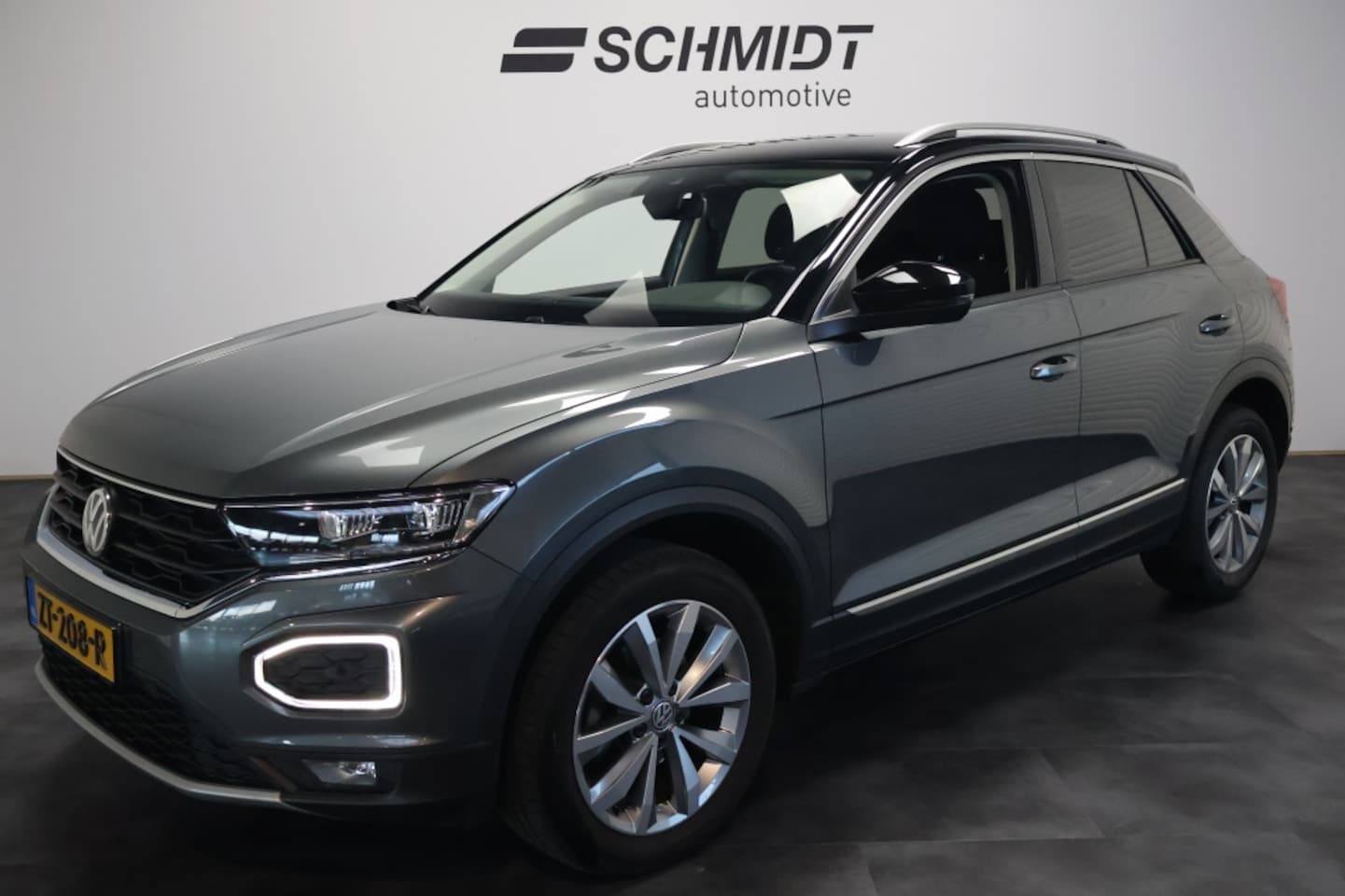 Volkswagen T-Roc - 1.6 TDI Style | Trekhaak | Camera | Carplay - AutoWereld.nl