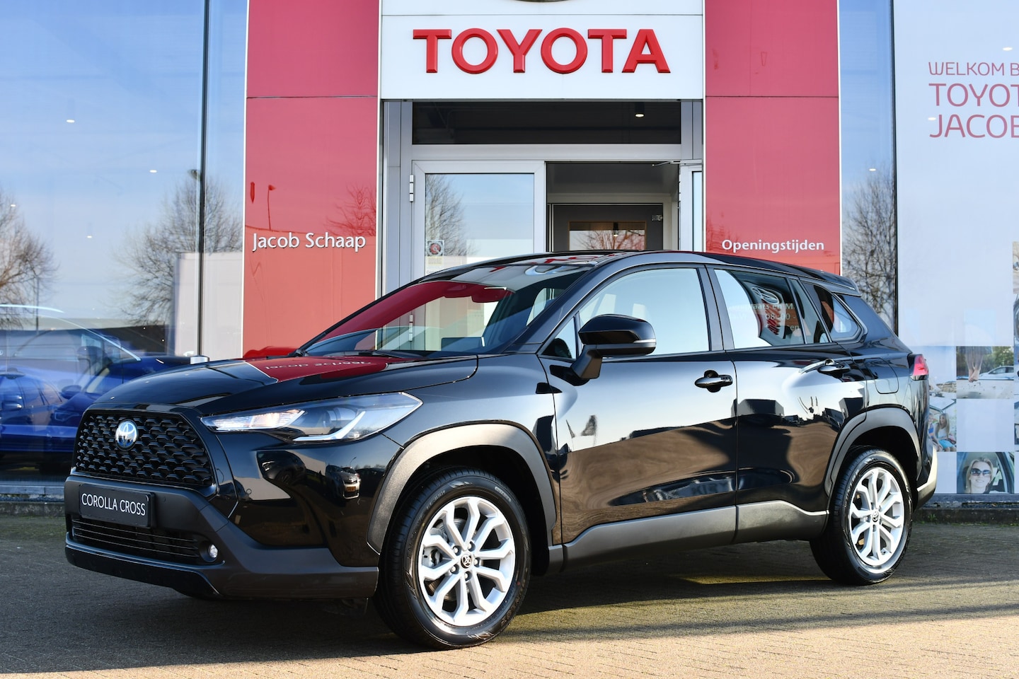 Toyota Corolla Cross - Hybrid 140 Active Plus Limited Automaat 140pk | Dodehoekdetectie | Stoelverwarming | Parke - AutoWereld.nl