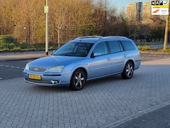 Ford Mondeo Wagon - 2.0-16V Platinum / AUTOMAAT / Cruise control / Nap / Stoelverwarming