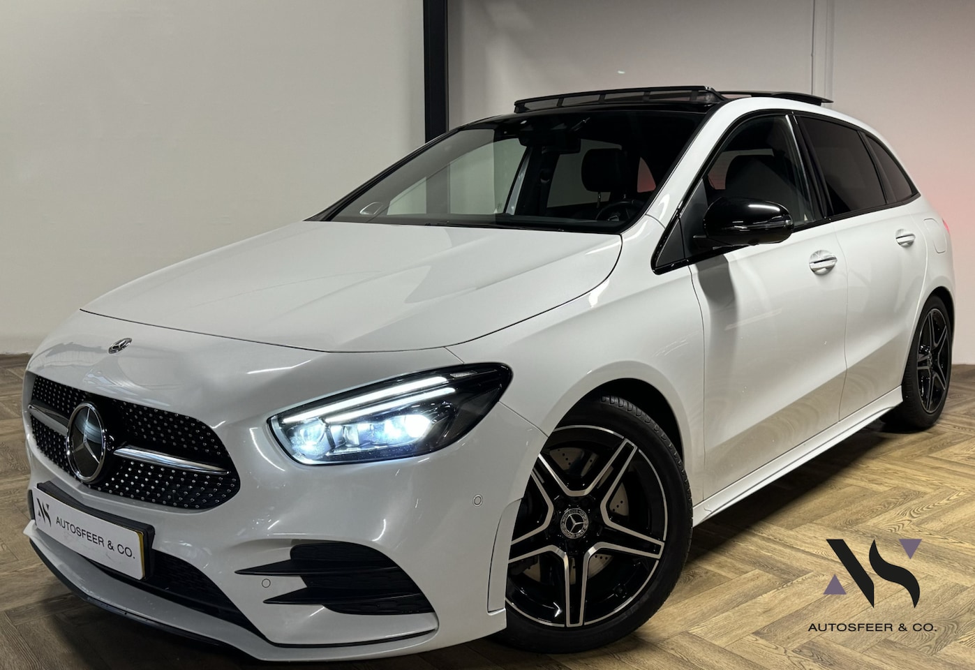 Mercedes-Benz B-klasse - 250 Premium Plus AMG MEMORY PANO' - AutoWereld.nl