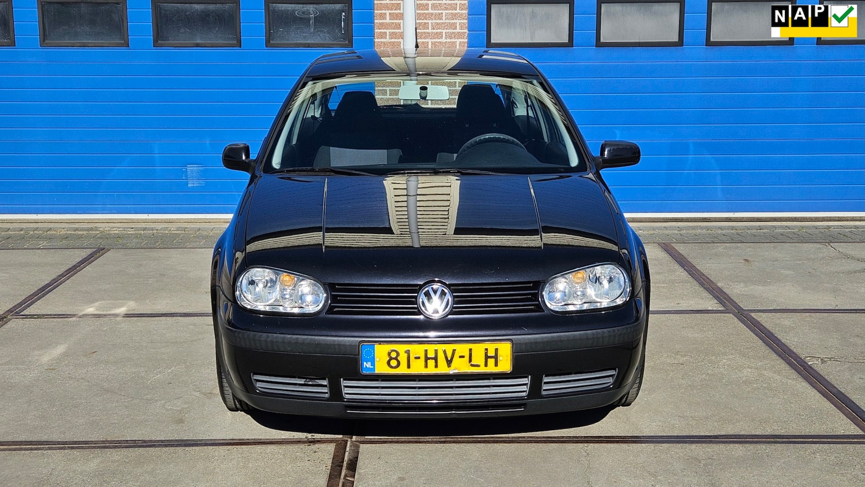 Volkswagen Golf - 1.6-16V Trendline *airco* - AutoWereld.nl