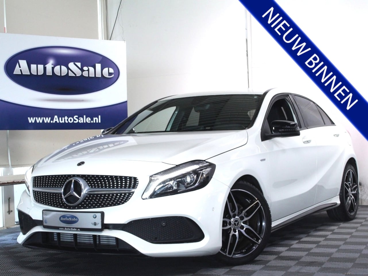 Mercedes-Benz A-klasse - 180 AMG AUT 57.000km LEDER NAV CAMERA '18 - AutoWereld.nl