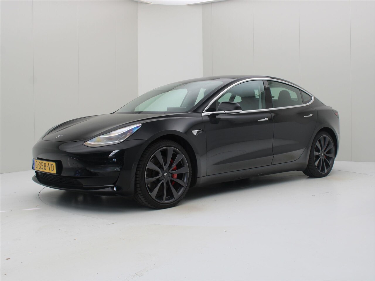 Tesla Model 3 - Performance AWD 486pk 75 kWh [ AUTOPILOT+530KM WLTP+PREMIUM AUDIO ] - AutoWereld.nl