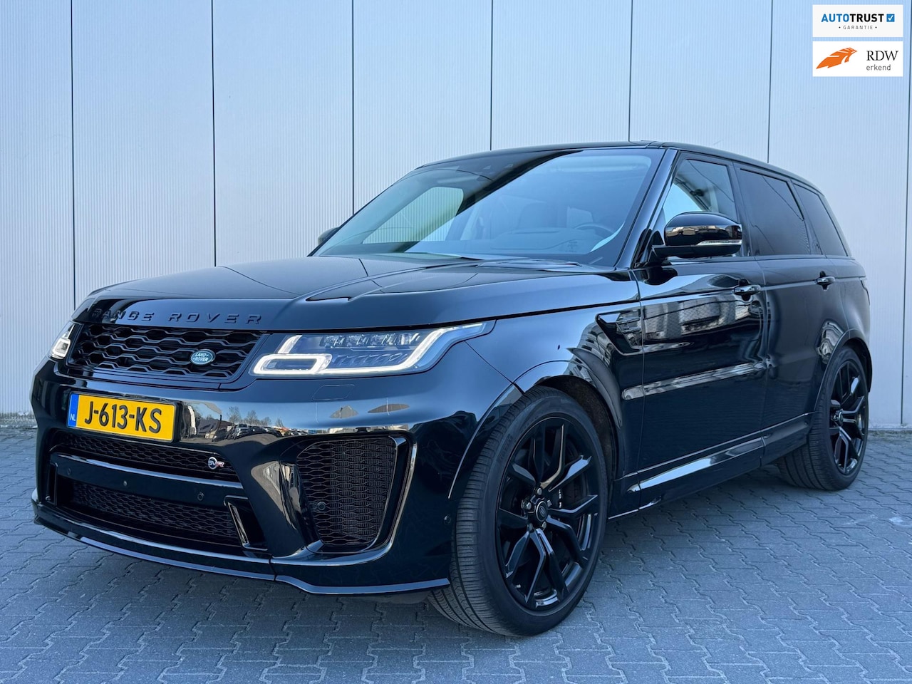 Land Rover Range Rover Sport - P575 SVR / Origineel NL / Dealer onderhouden / Pano / Geventileerde stoelen - AutoWereld.nl