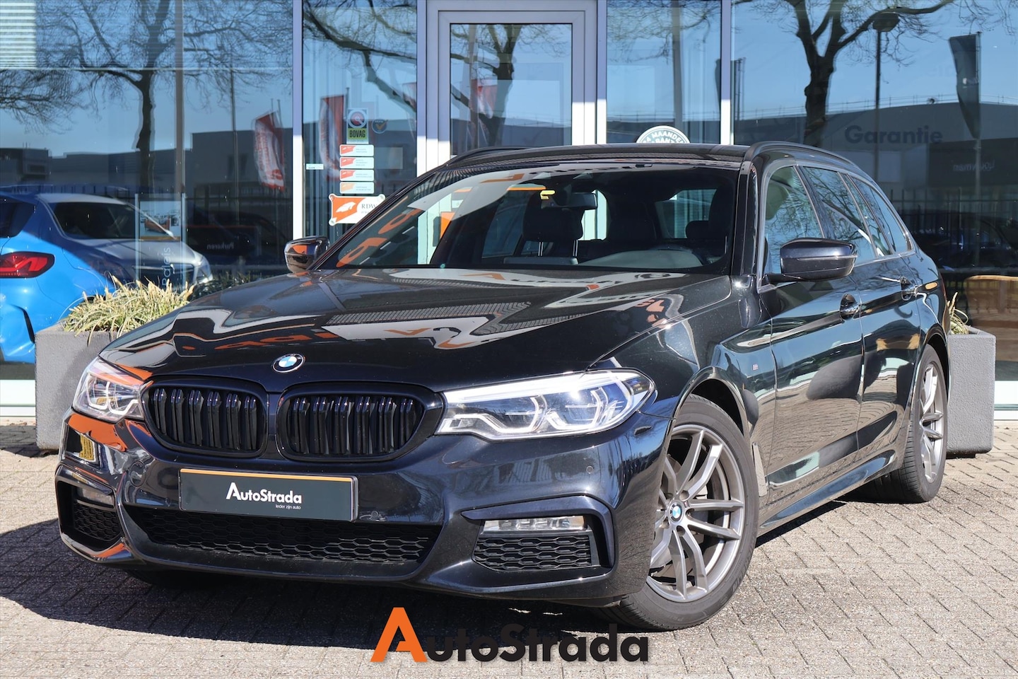 BMW 5-serie Touring - (g31) 520i M-Sport 184pk Aut | Memory | Sfeer | Navi | Carplay | LED | Trekhaak | Stoelver - AutoWereld.nl