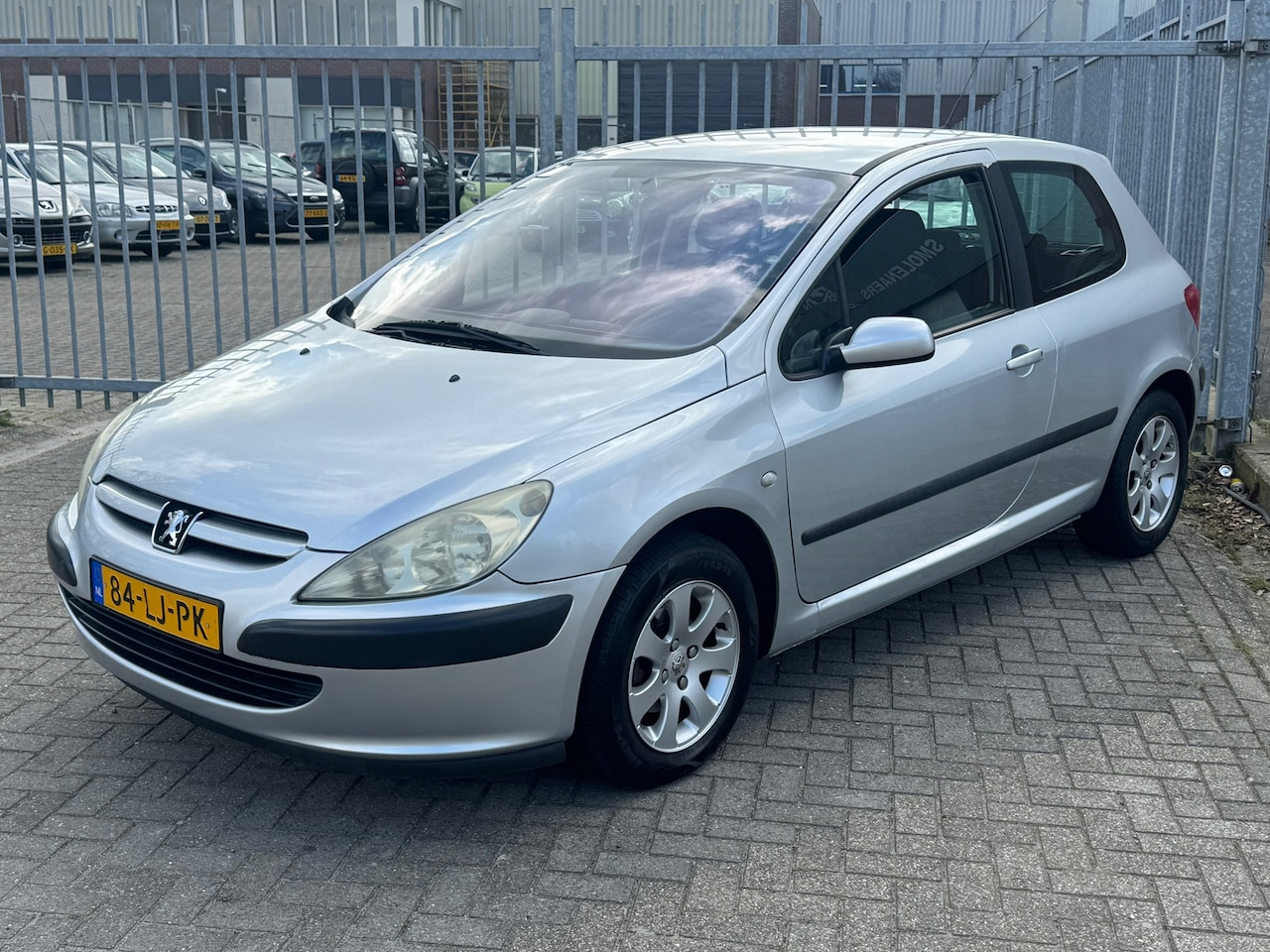 Peugeot 307 - 1.6-16V XS 109PK NL AUTO KMST NAP! Trekhaak l Cruise l AIRCO ECC l LM velgen! Zeer nette a - AutoWereld.nl