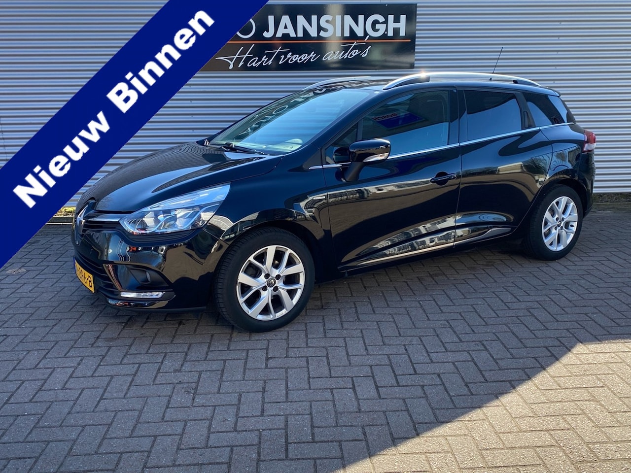 Renault Clio Estate - 0.9 TCe Limited Met 52253 Km!! | Cruise Control | Navi | Airco | PDC Achter | Ndl Auto! | - AutoWereld.nl