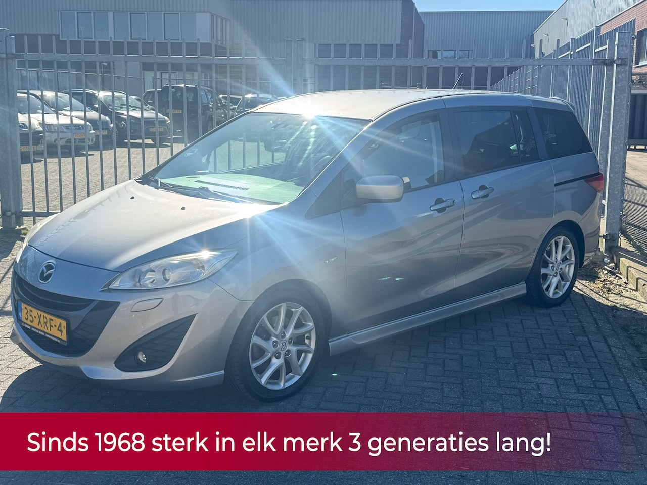 Mazda 5 - 2.0 Executive GT-M line 7 Persoons 150PK! Navi l Leer l Cruise l Trekhaak l Xenon l PDC l - AutoWereld.nl