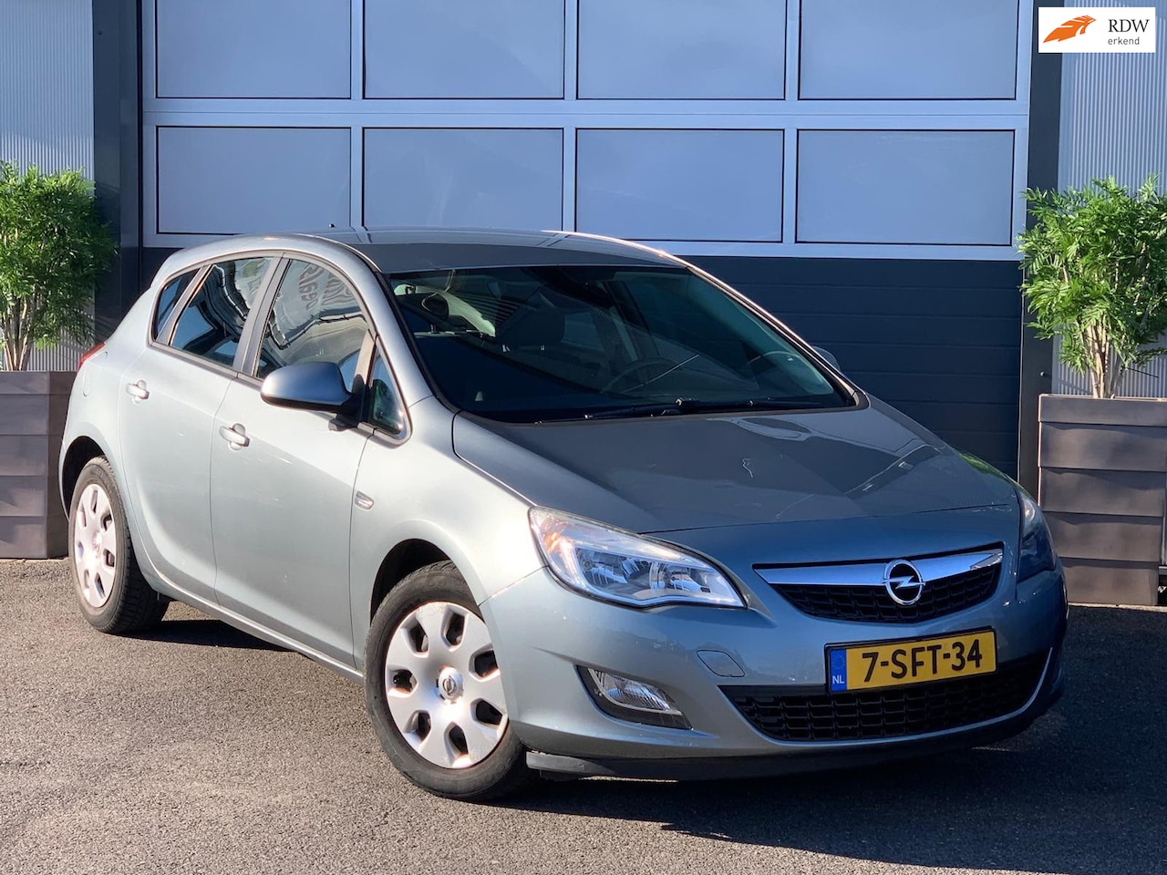 Opel Astra - 1.6 Edition / AIRCO / CRUISE / AUX / NAP / APK / INRUIL MOGELIJK - AutoWereld.nl