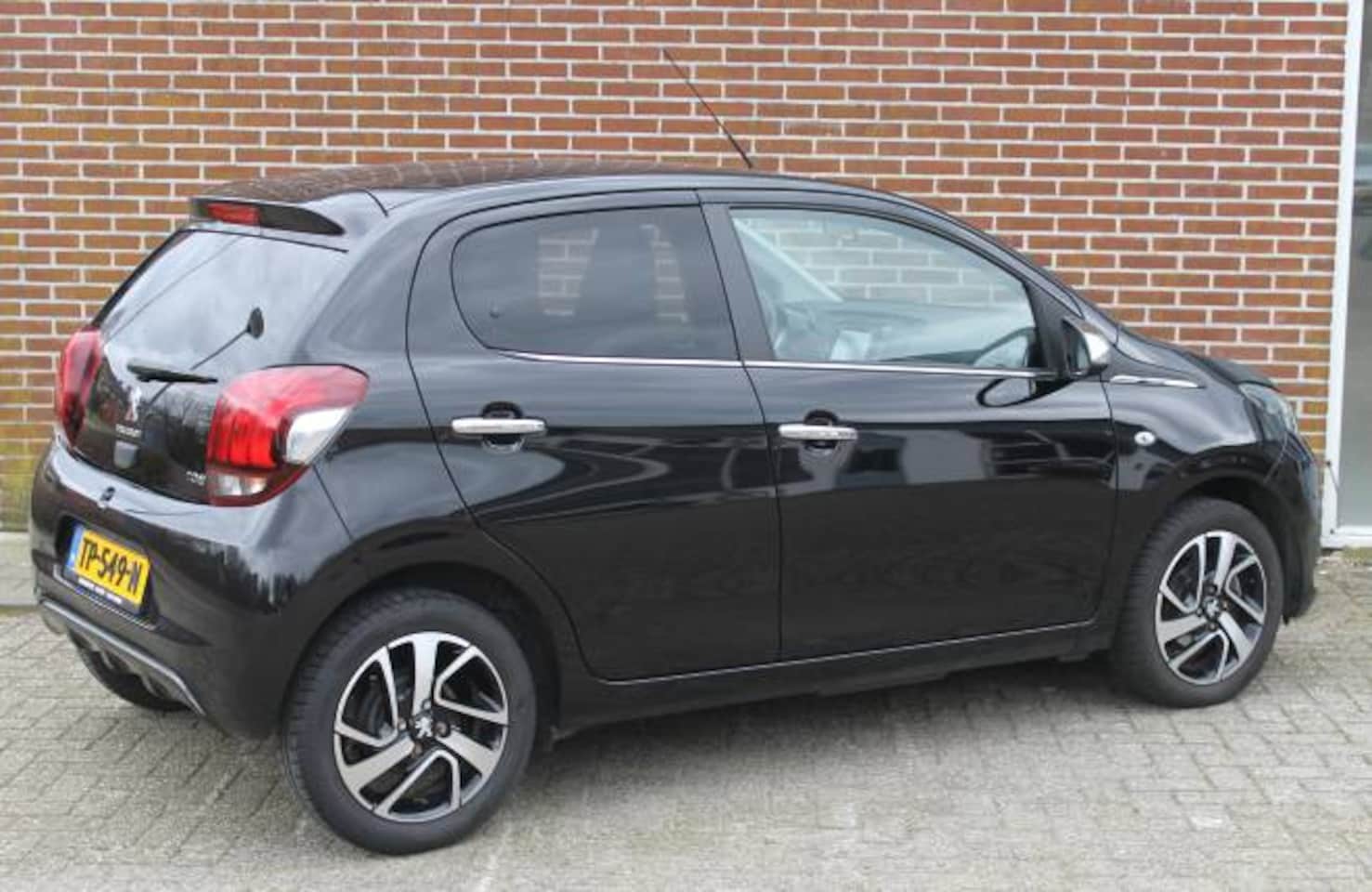 Peugeot 108 - 1.0 e-VTi 68pk 5D Allure