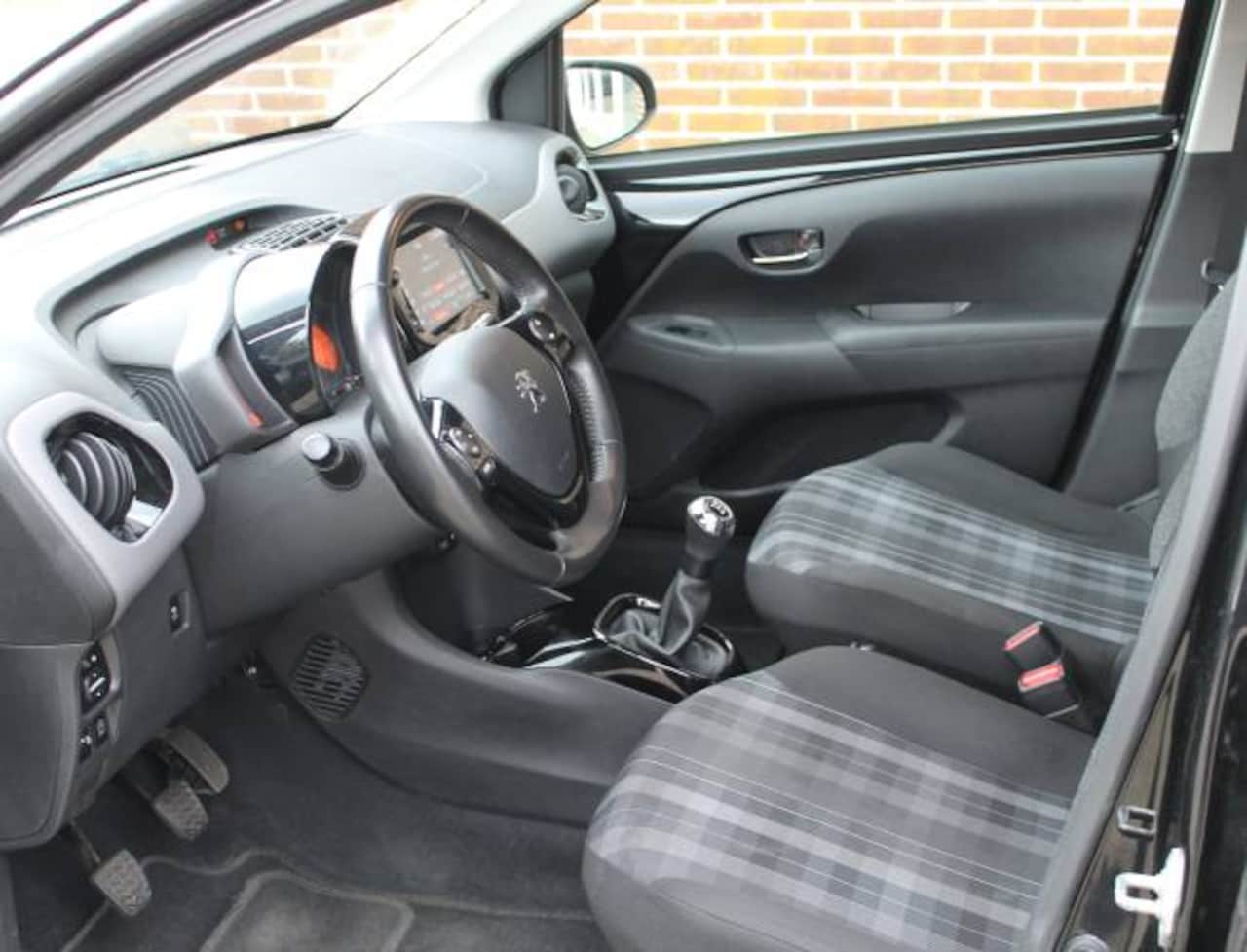 Peugeot 108 - 1.0 e-VTi 68pk 5D Allure